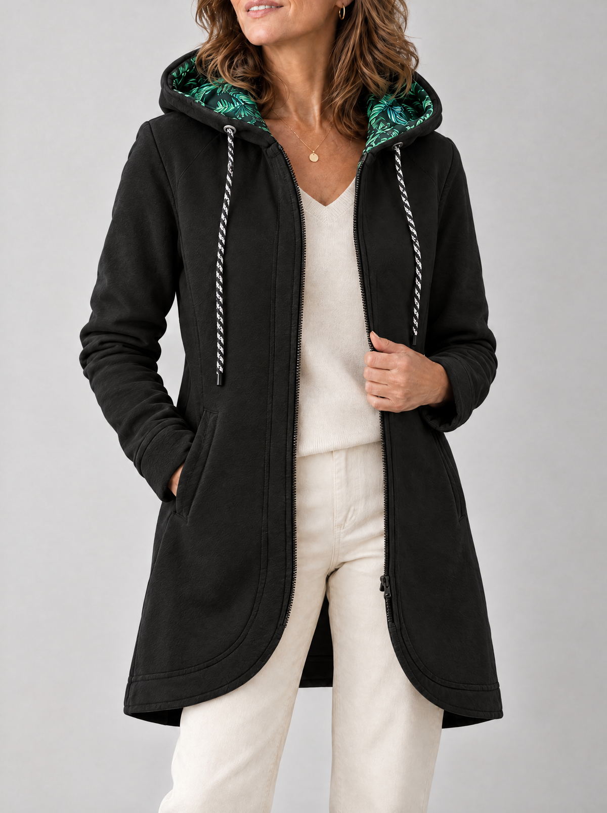Veste longue à capuche Lucie Paris – Balade en Forêt, coloris noir