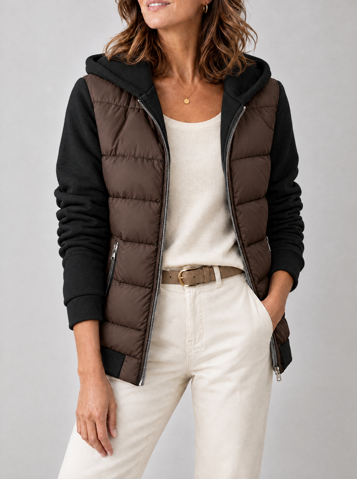 Veste matelassée à capuche Lucie Paris – Week-end à Chamonix, coloris marron et noir