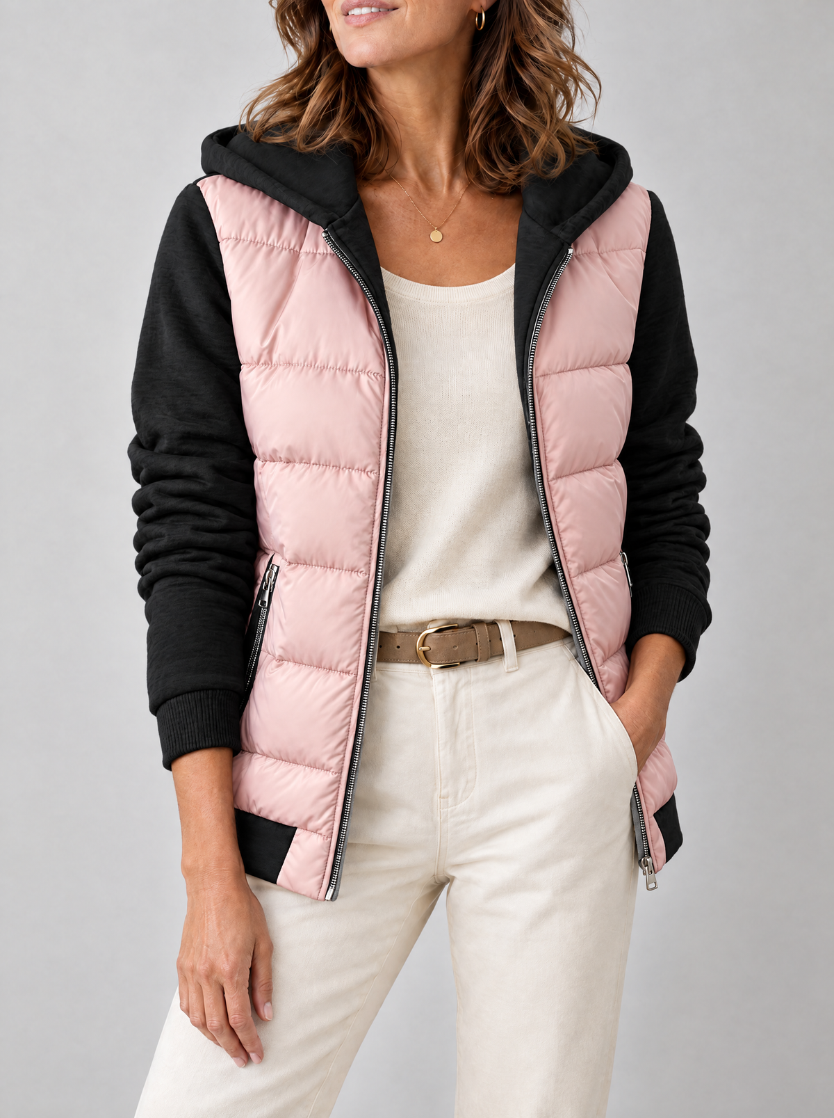 Veste matelassée à capuche Lucie Paris – Week-end à Chamonix, coloris rose et noir
